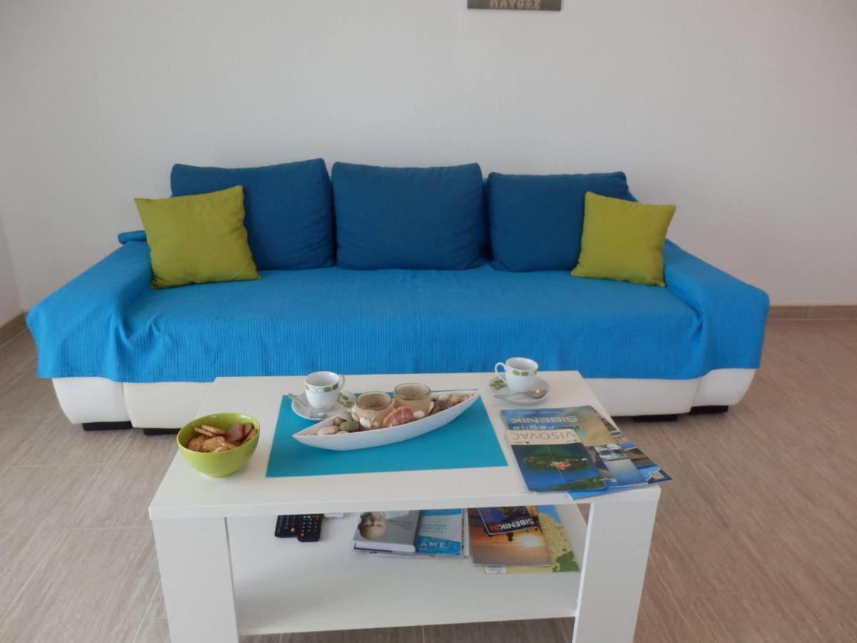 Apartman Laura Tribalj Exteriör bild